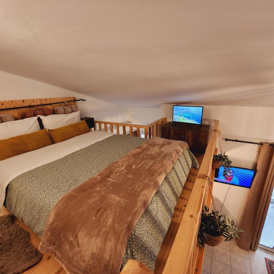 פאטרה Luxury Loft Apartment Vivian מראה חיצוני תמונה